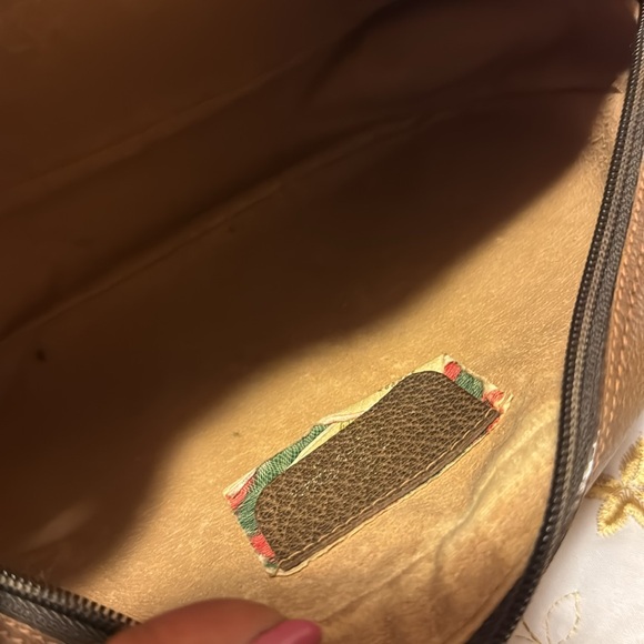 Gucci medium wristlet - Picture 6 of 7